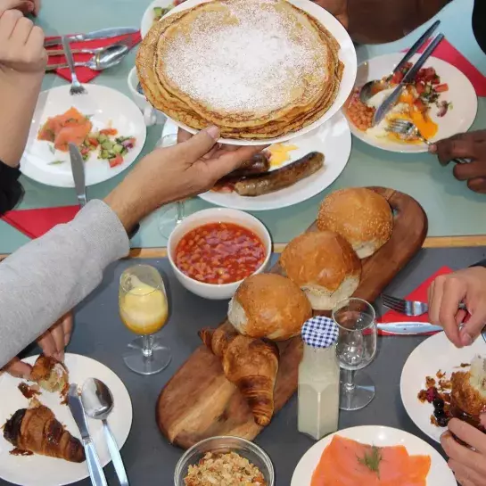 Tafel met eten